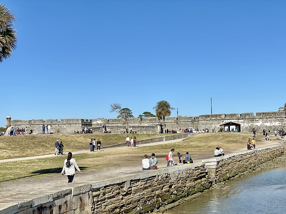 奥兰多去圣奥古斯汀值得吗？古城、城堡与过夜取舍｜Castillo de San Marcos, St. Augustine, FL - 50857029818