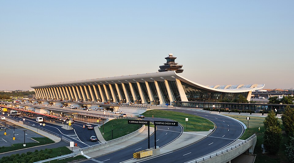 杜勒斯机场到Tysons怎么安排？商务酒店与会议接送｜Washington Dulles International Airport