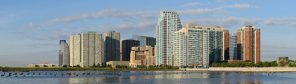 纽约到新泽西包车：商务、家庭及机场接送指南｜Newport Jersey City June 2015 panorama