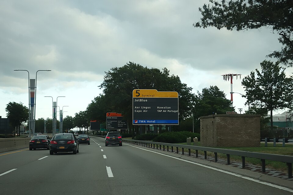 JFK机场到皇后区各区域交通指南｜JFK Airport td (2021-10-11) 041 - Van Wyck Expressway