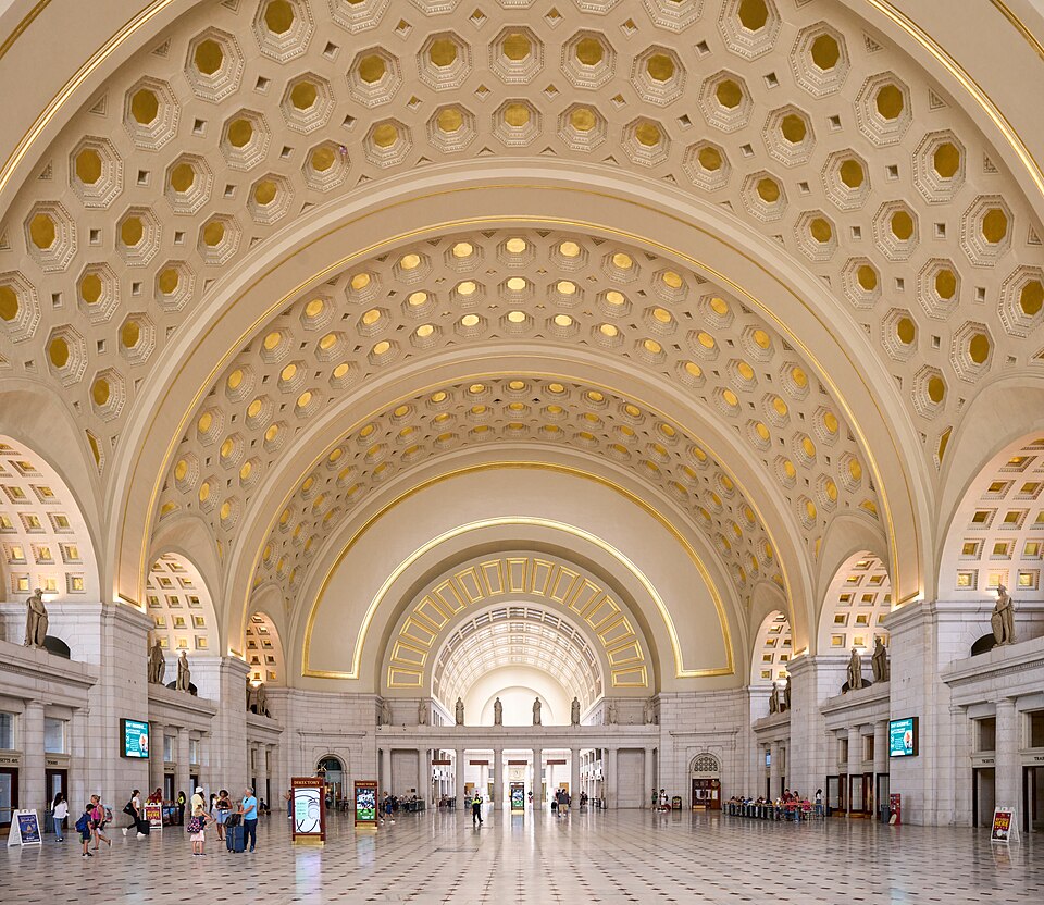 华盛顿Union Station怎么安排接送？火车、行李与会合｜Great Hall, Washington Union Station (2024)-L1005585