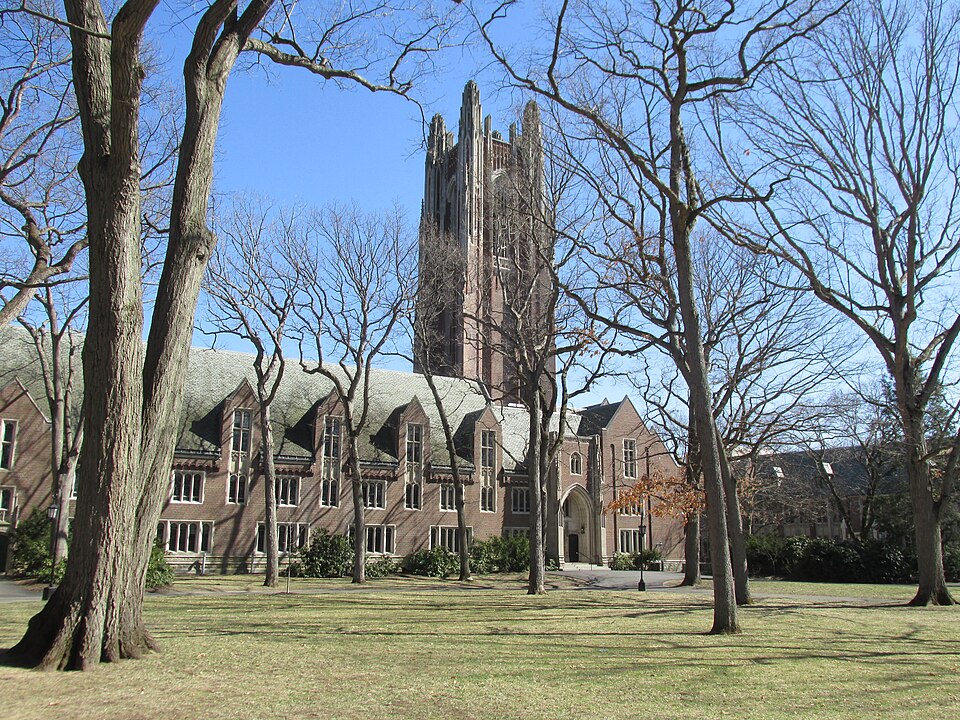 韦尔斯利学院访校怎么安排？家庭预约与波士顿路线｜Green Hall, Wellesley College, Wellesley MA