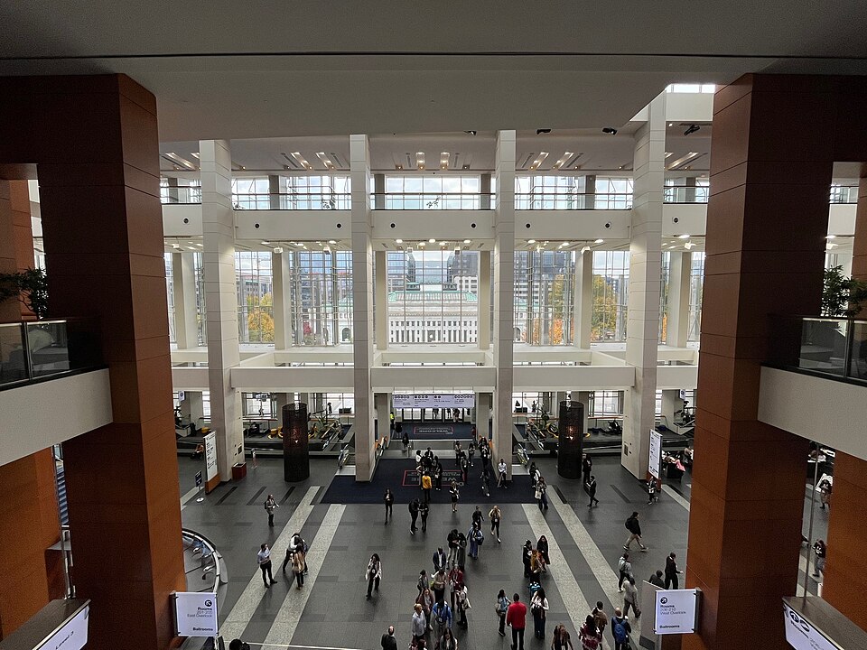 华盛顿会展中心怎么接送?会议时间与团体会合|Walter Washington Convention Center 2025b