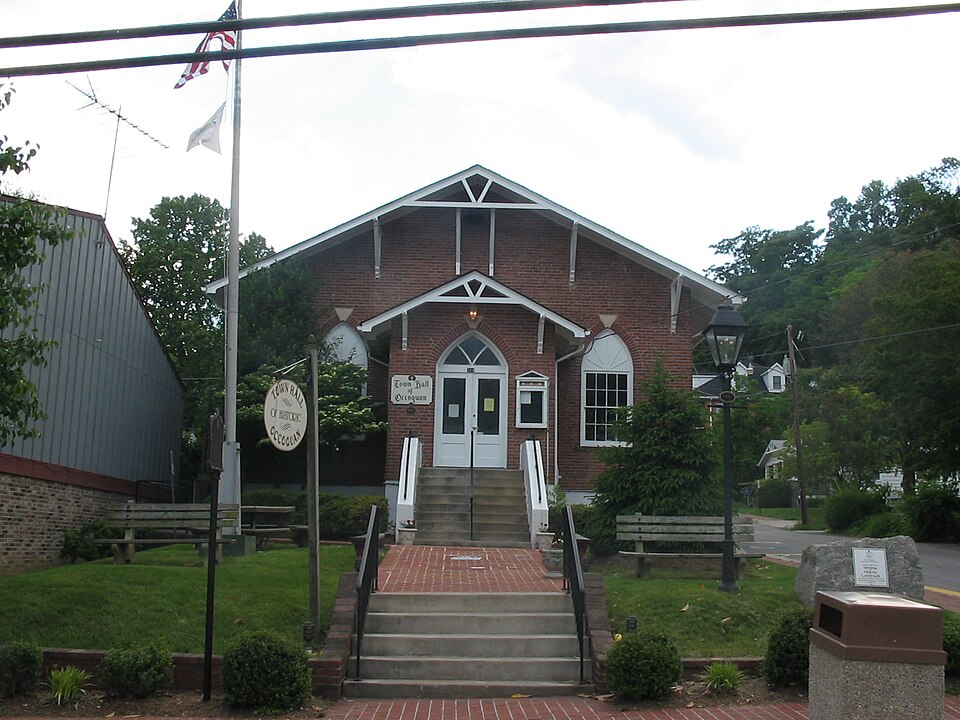 Occoquan小镇怎么玩？河岸街区与家庭休息｜Occoquan, Virginia - old town hall