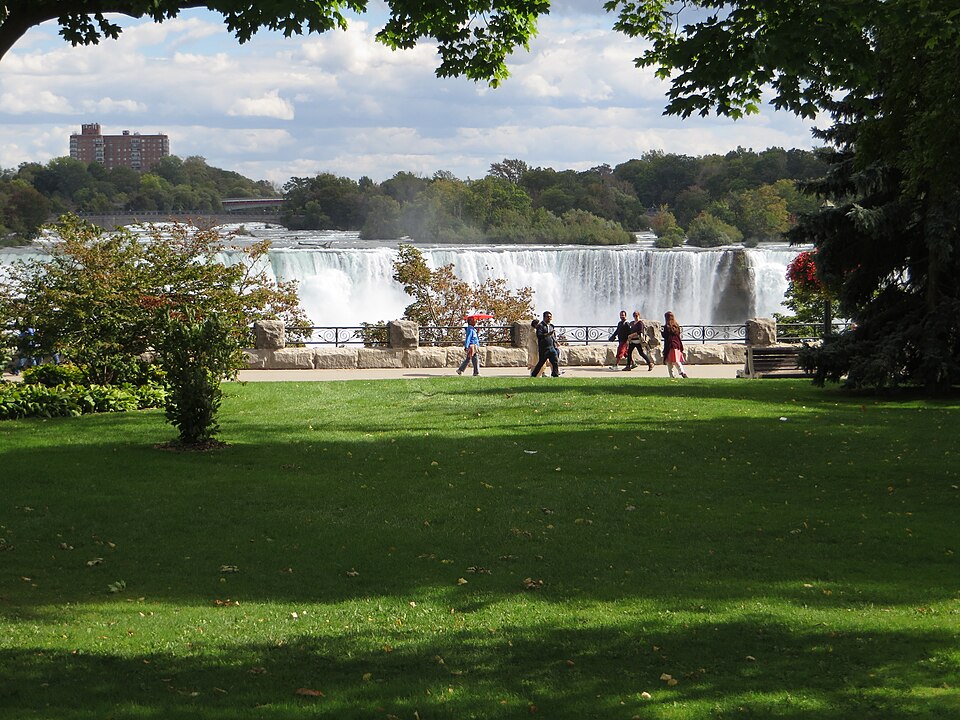 尼亚加拉只玩美国侧可以吗？不跨境的家庭两日取舍｜American Falls, Niagara Falls, Ontario (29985349595)