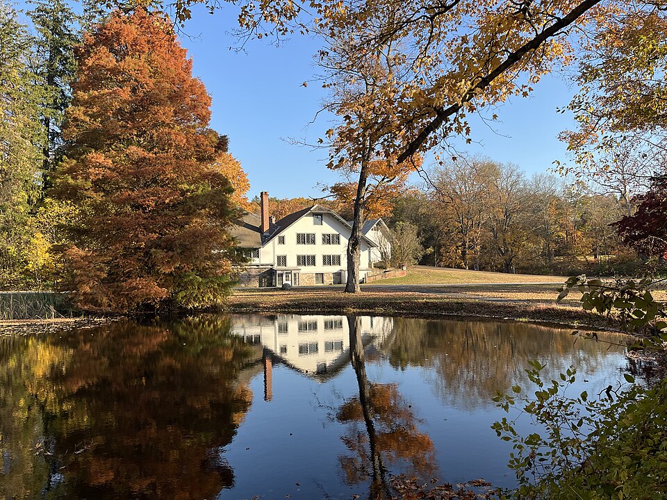 新泽西Ringwood庄园州立公园怎么玩？庄园与花园家庭半日｜Ringwood Manor - Water Wheel Building