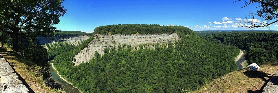 美东Letchworth州立公园怎么玩？观景点与老人路线｜Letchworth State Park - 20150809 - 27 - Great Bend from Archery Field overlook (panorama)