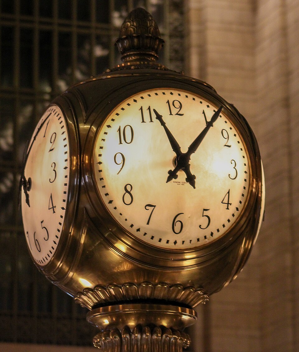 美国东部夏令时怎么影响旅行？机票、预约与接送时间核对｜Grand Central Terminal in 2025