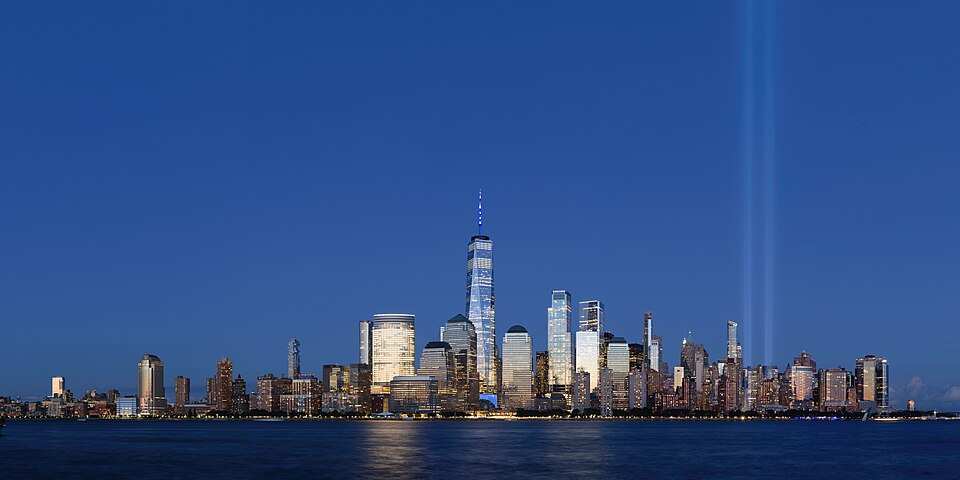 帶父母住曼哈頓還是新澤西？酒店省下的錢會增加多少交通負擔｜Lower Manhattan from Jersey City September 2020 panorama