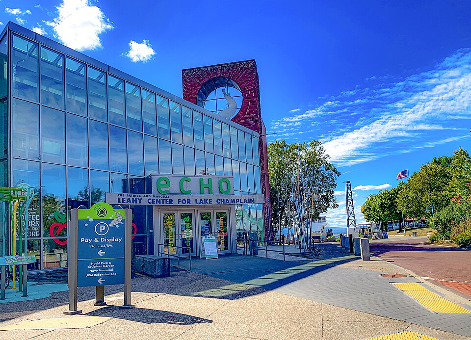 伯靈頓ECHO科學中心怎麼玩？湖岸與親子室內日｜Exterior of ECHO, Leahy Center for Lake Champlain