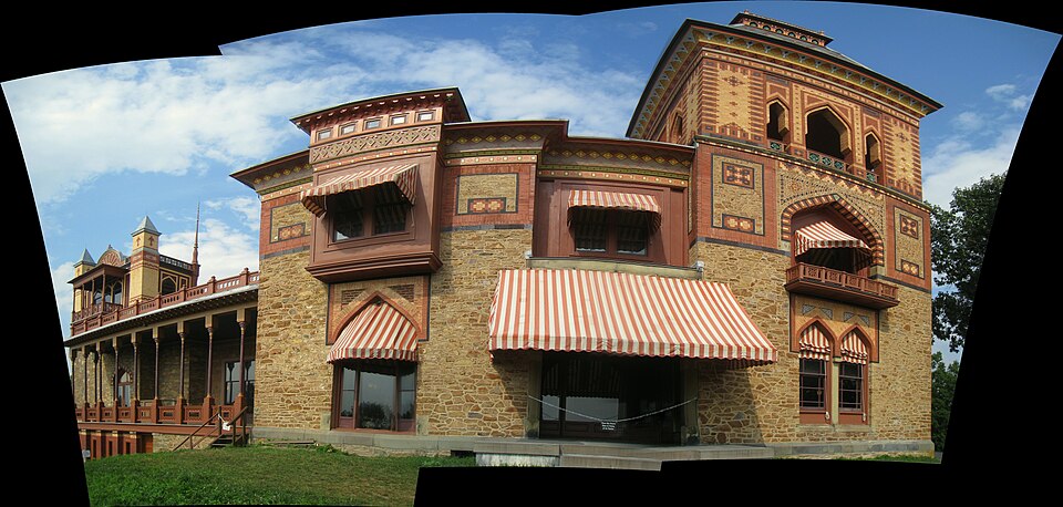 紐約Olana莊園怎麼玩？藝術家故居與景觀交通｜Olana - facade panorama
