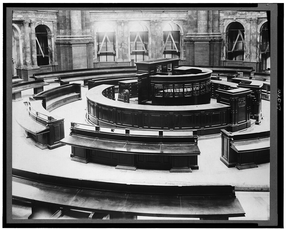 美国国会图书馆怎么预约？游客入场、阅览室与交通攻略｜Main Reading Room under construction in the Library of Congress Thomas Jefferson Building LCCN90715635