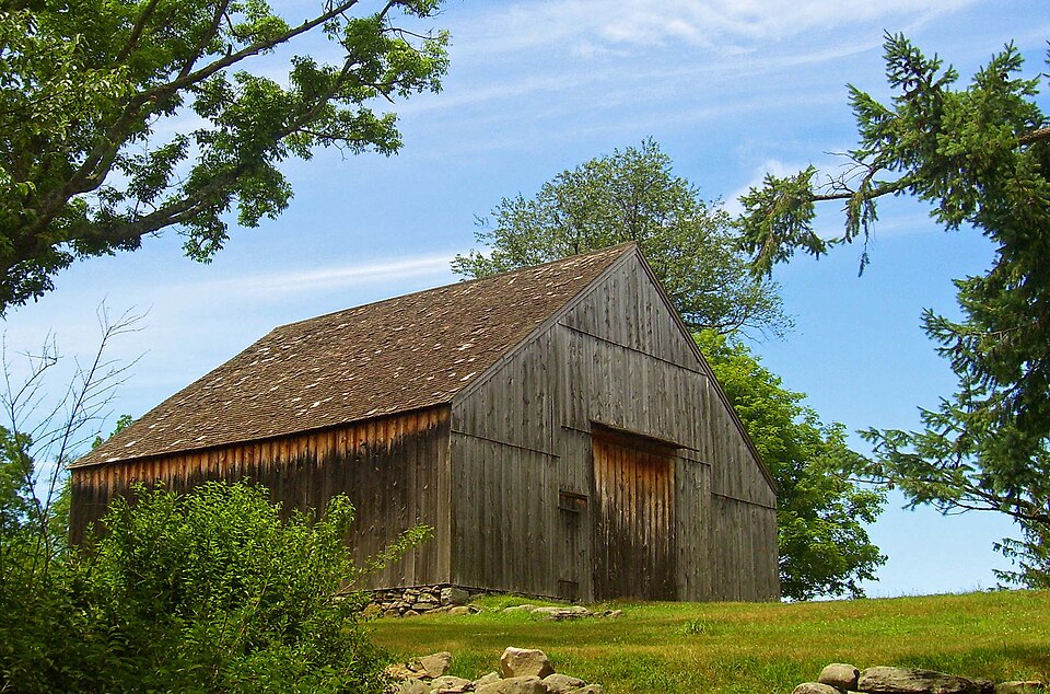 紐約去哈德遜河谷怎麼玩？古宅參觀、季節與包車路線取捨｜Bull Stone House barn