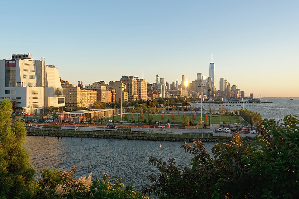 紐約Little Island怎麼玩？預約核對與父母短段散步｜View of Lower Manhattan from Little Island, New York City, 20231001 1818 1506