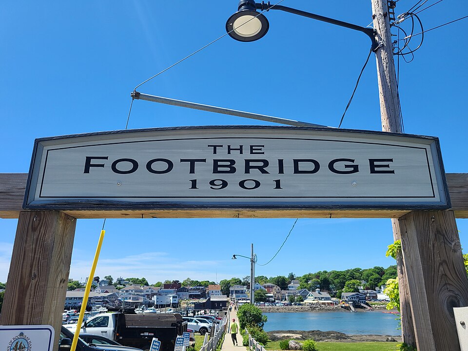 Boothbay Harbor怎麼玩？船班與家庭過夜取捨｜Footbridge at Boothbay Harbor Maine
