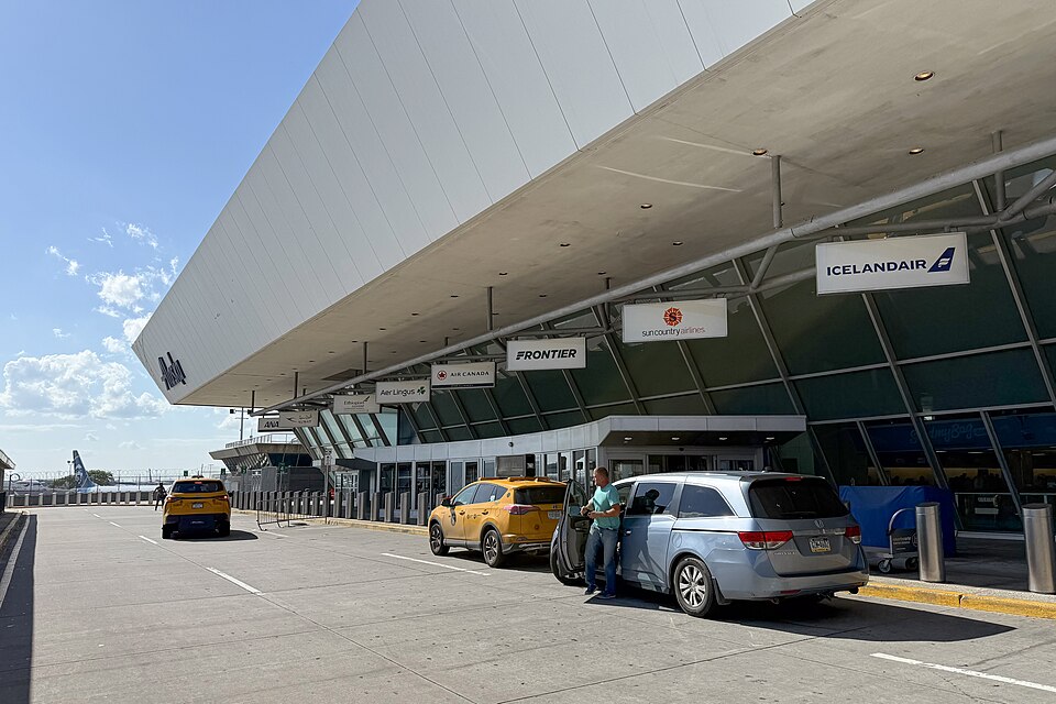 帶老人和孩子去紐約，機場接送怎樣安排更方便？｜JFK Airport Terminal 7