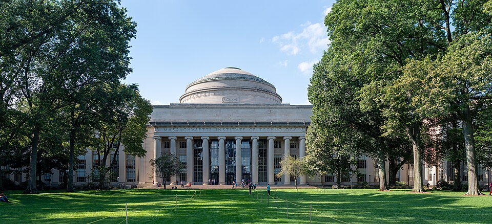 紐約到麻省理工學院交通指南:私人接送與公共交通|Great Dome, Massachusetts Institute of Technology, Aug 2019
